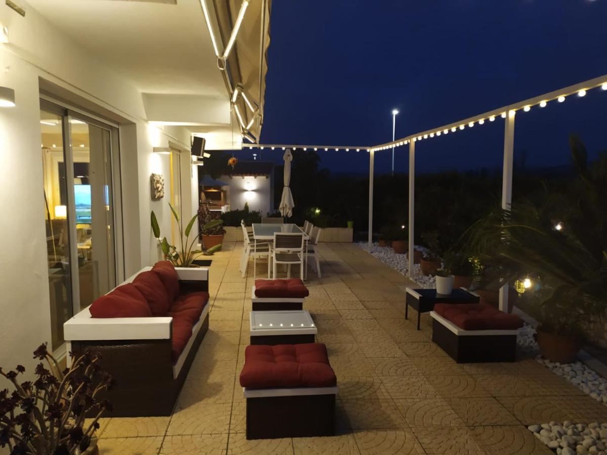 Berg & Zon Hotel กันดิอา ภายนอก รูปภาพ
