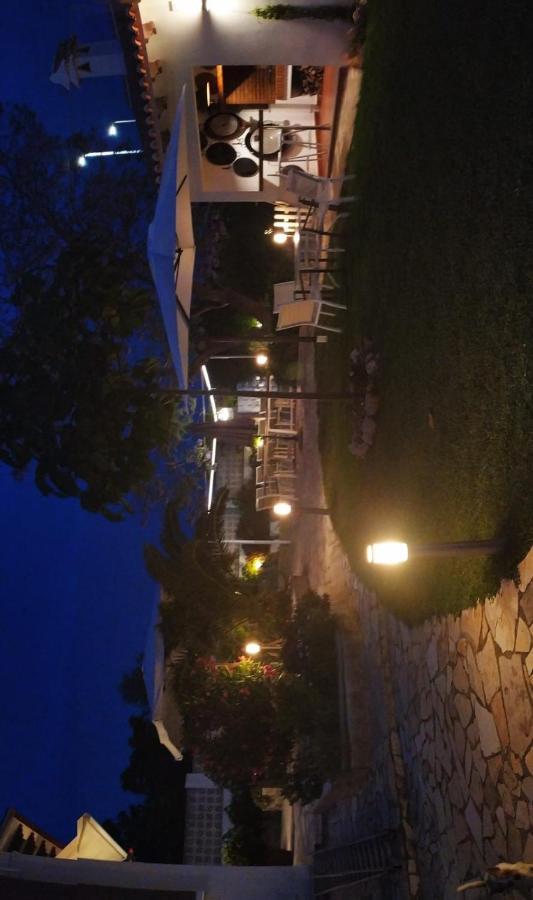 Berg & Zon Hotel กันดิอา ภายนอก รูปภาพ